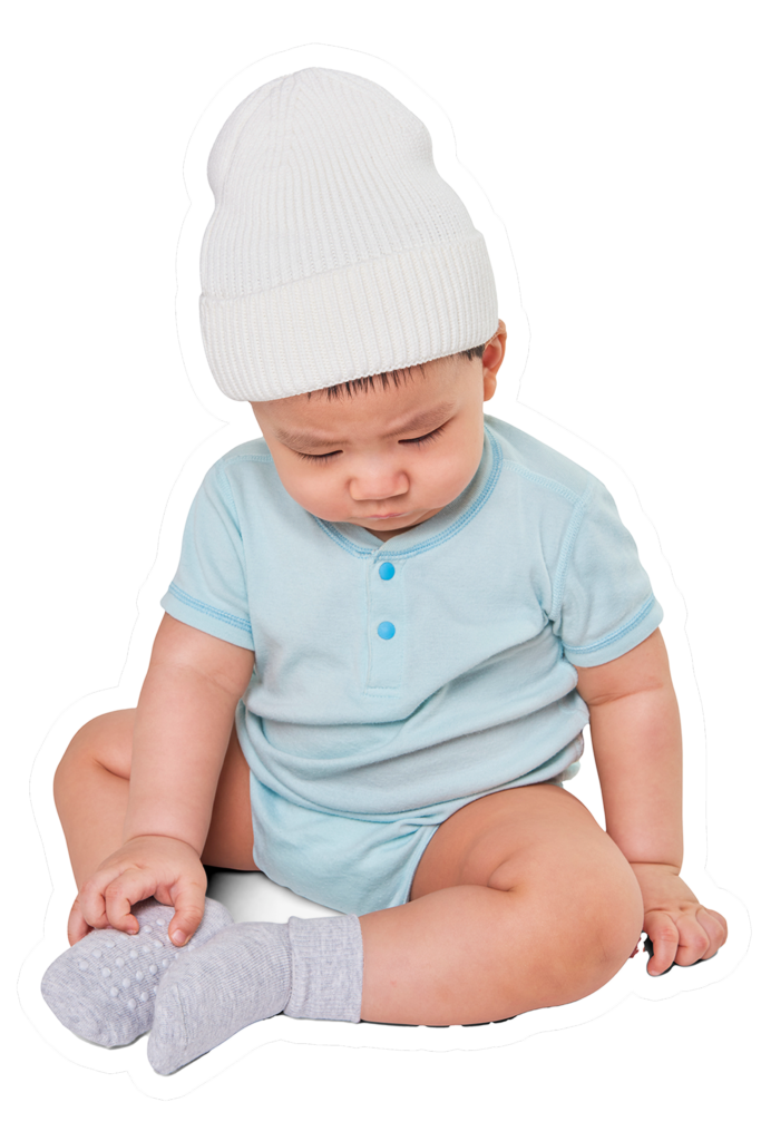 child-wearing-knit-hat-studio (1) copy 1